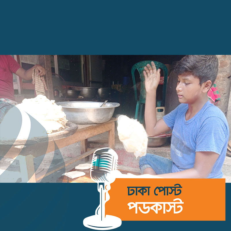 মানিকগঞ্জের ঐতিহ্য থাপড়ানো রুটি, বিক্রি হয় কেজি দরে