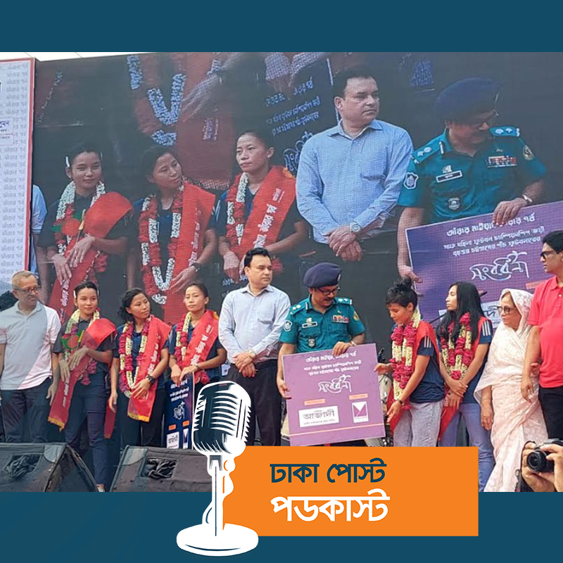 সাফ জয়ী পাঁচ নারী ফুটবলারকে চট্টগ্রামে সংর্বধনা