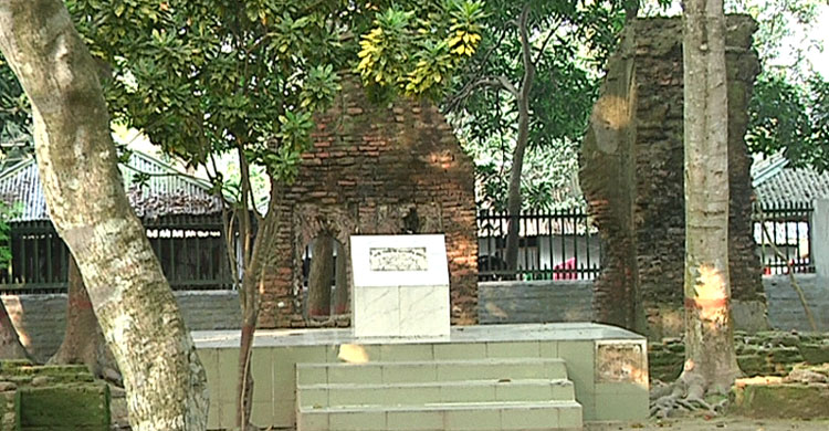 রোকেয়ার বাড়ির ভগ্নদৃশ্য