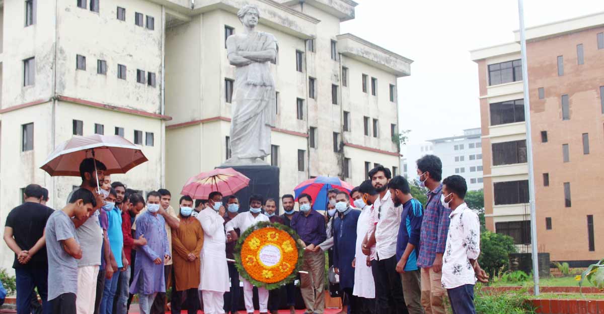 অসাম্প্রদায়িক চেতনার পথিকৃৎ লেখক ছিলেন নজরুল