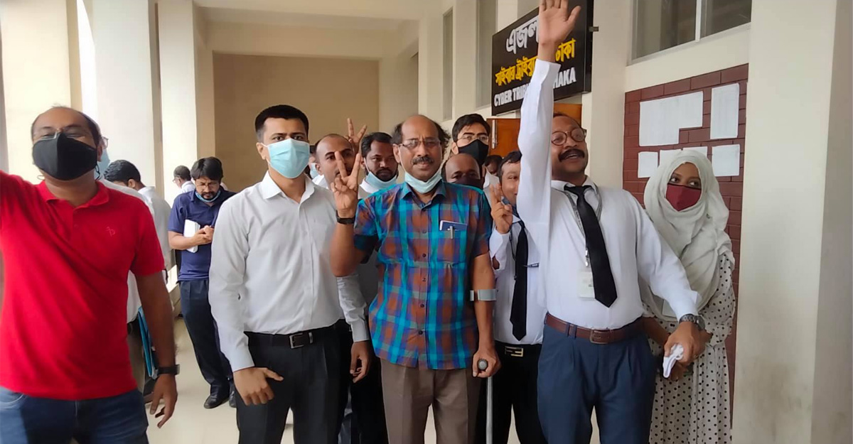 তথ্যপ্রযুক্তি আইনের মামলায় সাংবাদিক প্রবীর শিকদার খালাস