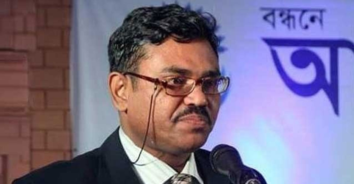 ঢাবি শিক্ষকের বিরুদ্ধে ডিজিটাল আইনের মামলা প্রত্যাহারের দাবি