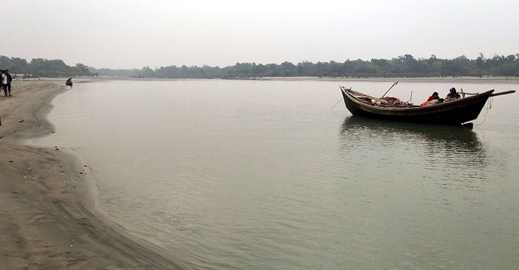 গঙ্গামতি সৈকত