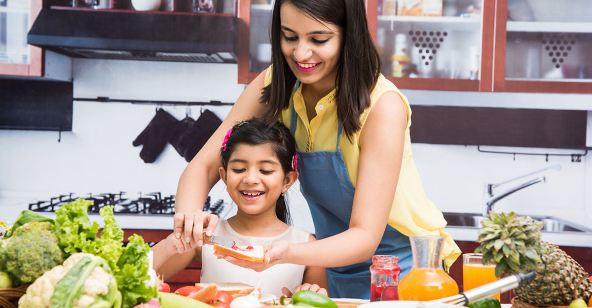 ঘরের কাজের জন্য স্ত্রীকে টাকা দেওয়ার নির্দেশ আদালতের