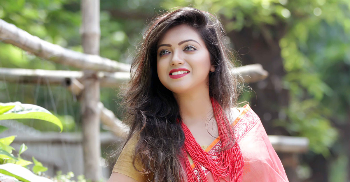 ভালোবাসা দিবসে কর্নিয়ার ‘খেয়ালি মন’
