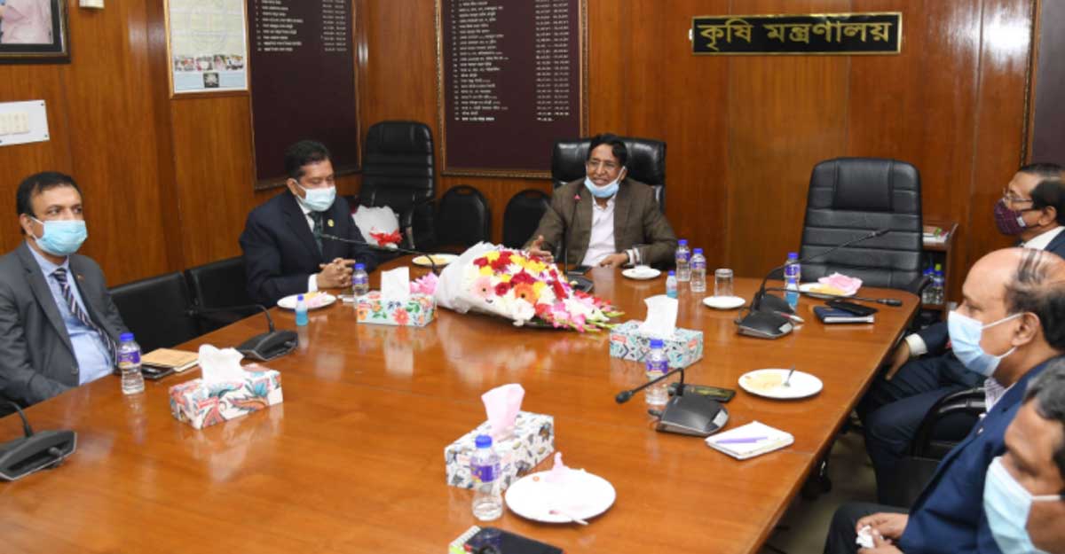 কর্মকর্তাদের মাঠ পর্যায়ে যাওয়ার নির্দেশ কৃষিমন্ত্রীর