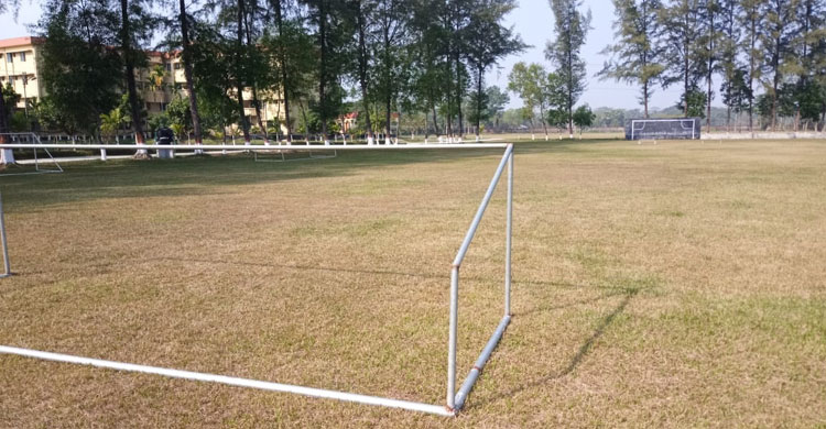 বরিশাল বিকেএসপির ফুটবল মাঠ