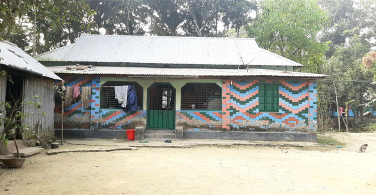 এ বাড়িতেই থেকেছেন জাইন