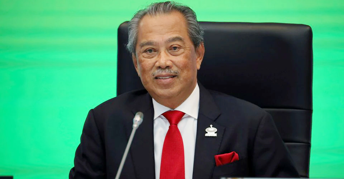 এবার মালয়েশিয়ার প্রধানমন্ত্রীর বিরদ্ধে পার্লামেন্টে বিক্ষোভ