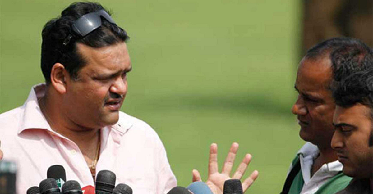 করোনা আক্রান্ত আকরাম খান