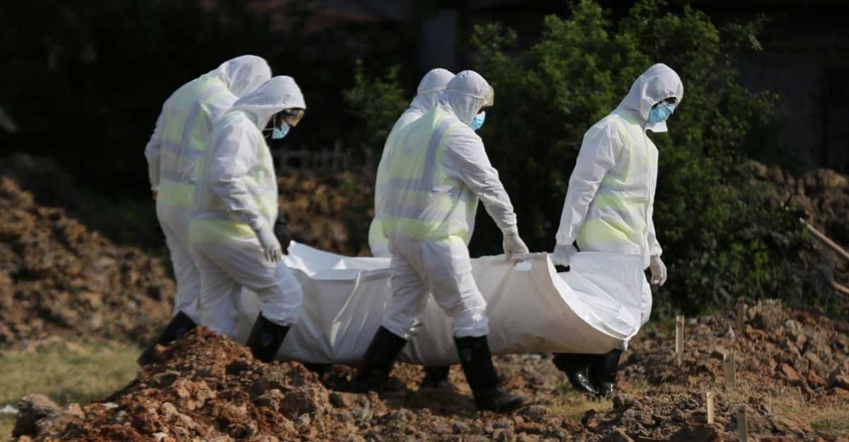 করোনায় একদিনে রেকর্ড ৭৪ জনের মৃত্যু