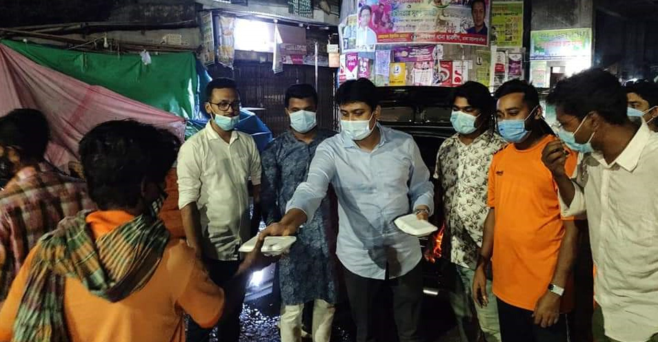 ঢাবিতে মাস জুড়ে ছাত্রলীগের সেহরি ও ইফতার বিতরণ শুরু