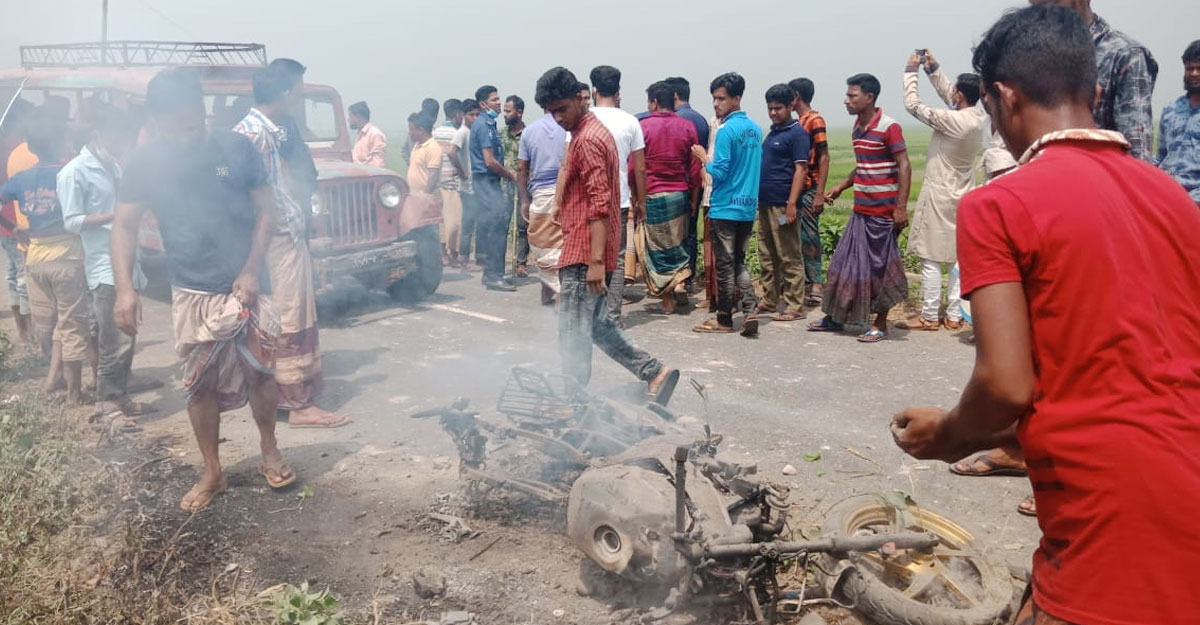 মাইকে ঘোষণা দিয়ে হেফাজতের হামলা, ওসিসহ আহত ৫