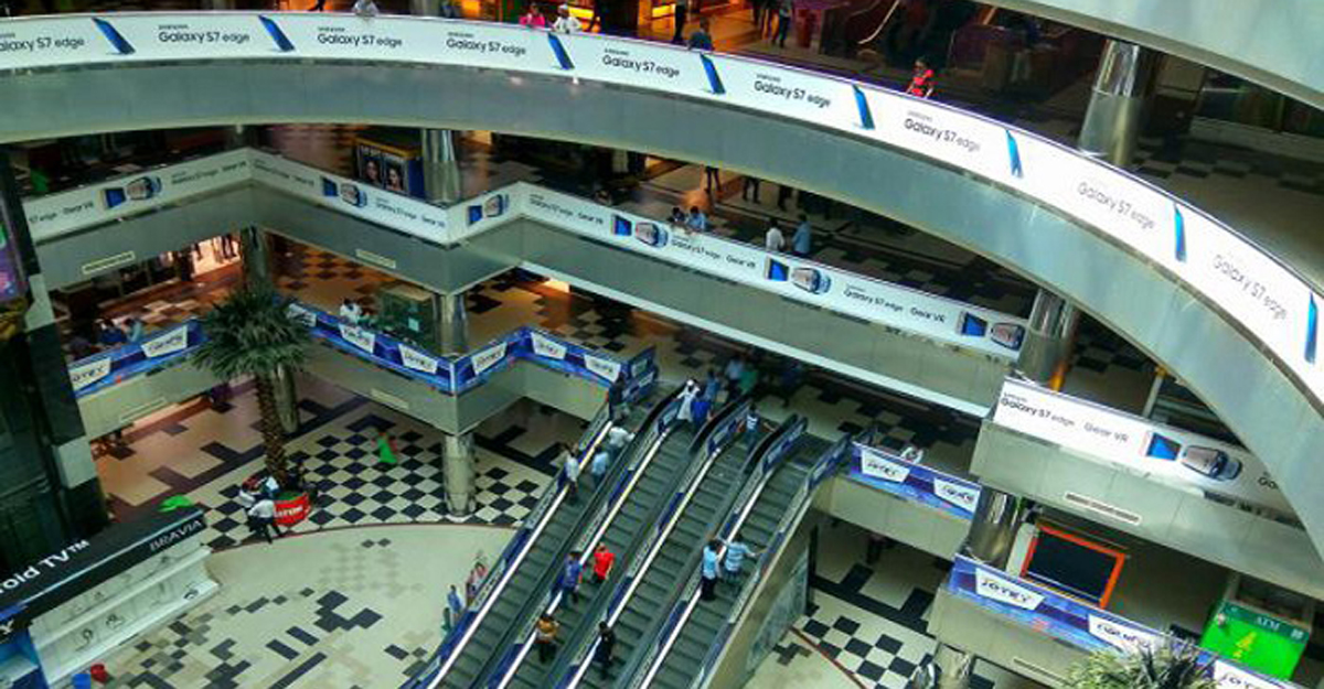 খোলা থাকবে শপিংমল, বন্ধ থাকবে গণপরিবহন