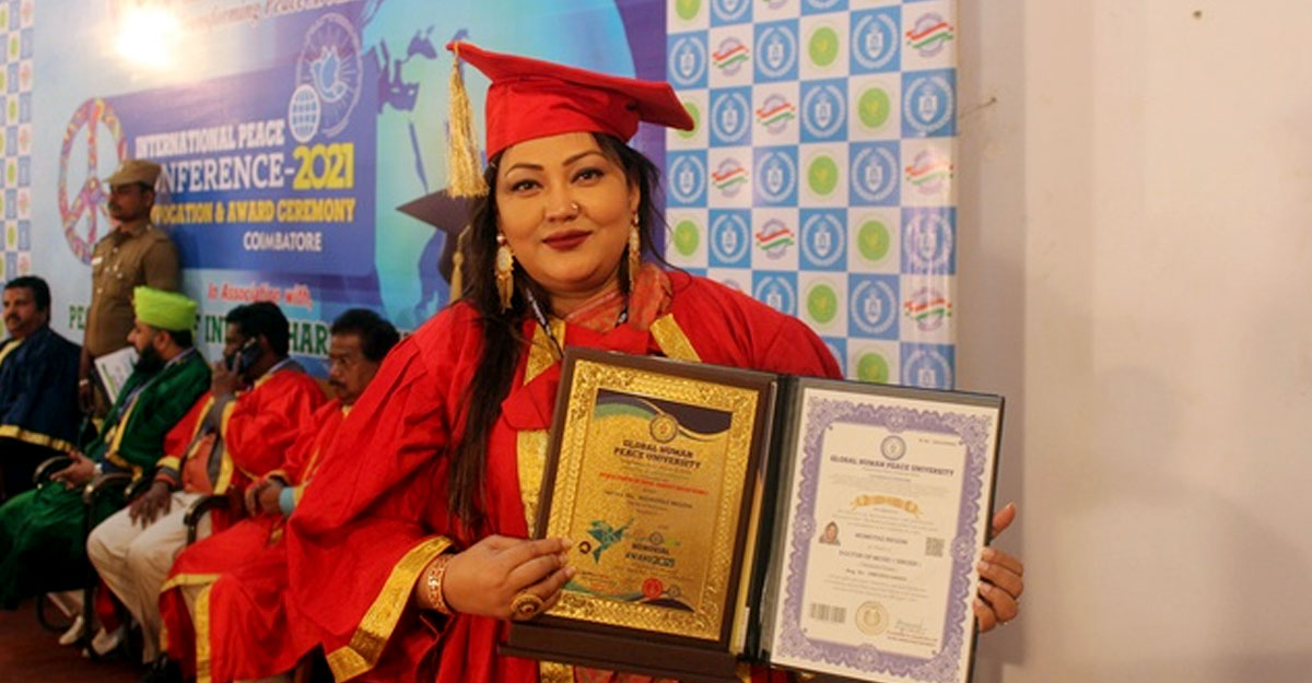 ডক্টরেট ডিগ্রি ভুয়া নয়, বললেন মমতাজ
