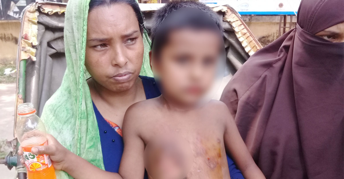 বৃদ্ধের কাণ্ডে শিশুকে টেনেহিঁচড়ে নিয়ে গেল গরু