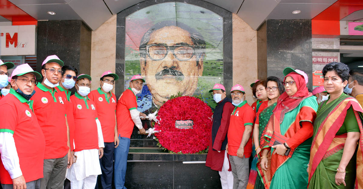 পাকিস্তানকে বাংলাদেশের মতো বানা‌তে চান ইমরান খান