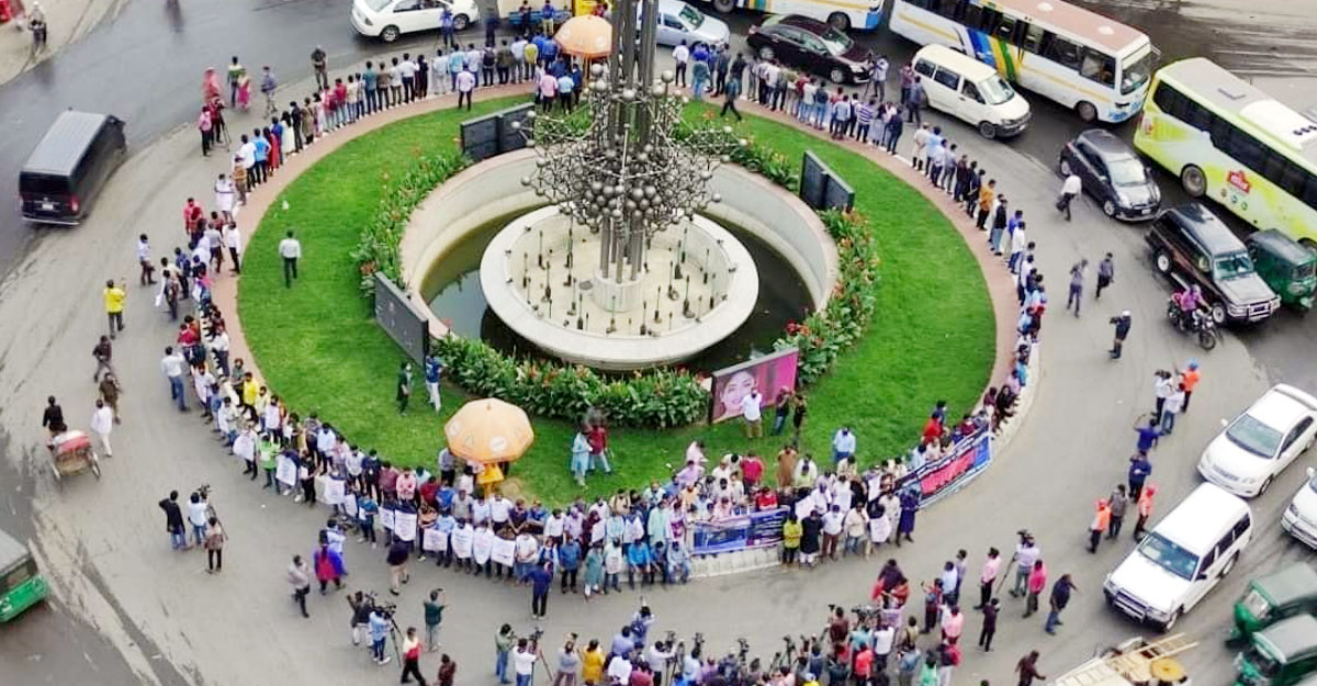 বৃহস্পতিবারের মধ্যে রোজিনাকে মুক্তি না দিলে কঠোর আন্দোলন