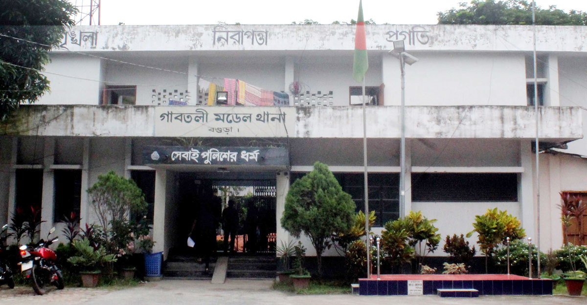 ধারের ২০০ টাকা চাওয়ায় বন্ধুর ছুরিকাঘাতে বন্ধু খুন