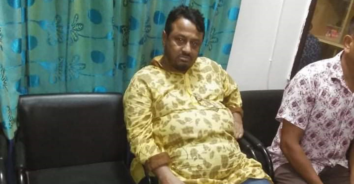 অস্ত্রসহ বোনের নির্বাচনী প্রচারণায় গিয়ে ভাই আটক