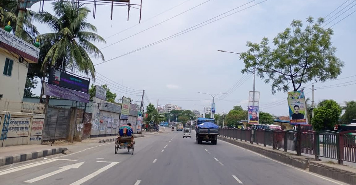 ঈদের আগের দিন ফাঁকা রাজধানী