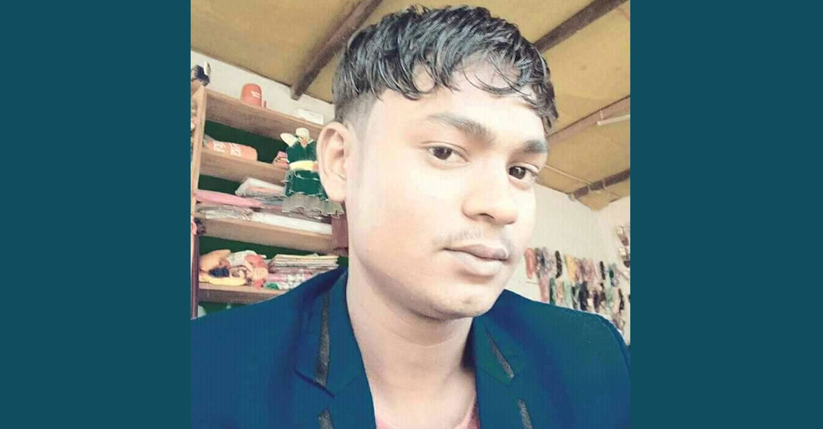 স্কুল পরিষ্কার করতে বলায় প্রধান শিক্ষককে পেটালেন দফতরি