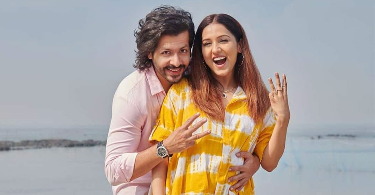 শ্রেয়ার পর ছেলের মা হলেন নীতি মোহন