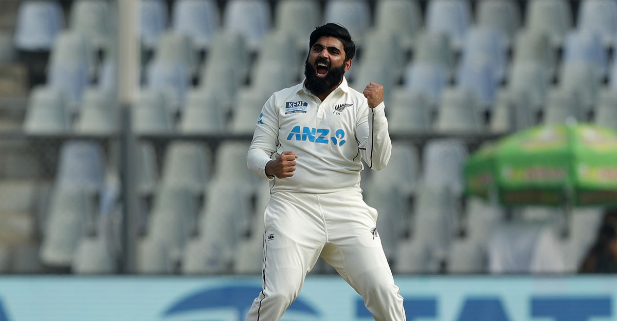 ভারতের ১০ উইকেটের সবগুলো নিয়ে বিরল অর্জন এজাজের