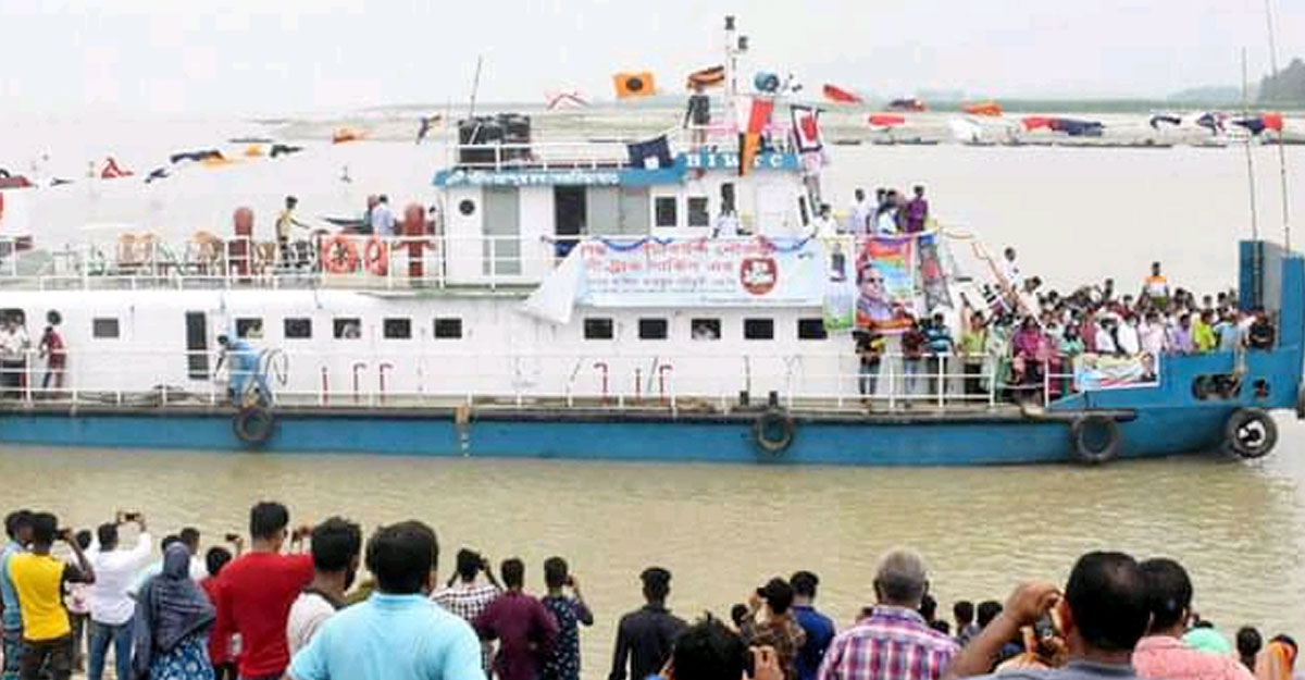বগুড়া-জামালপুর রুটে ১৮ দিন ফেরি চলাচল বন্ধ