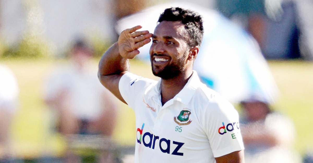 প্রশংসার বন্যায় ভাসছেন এবাদত