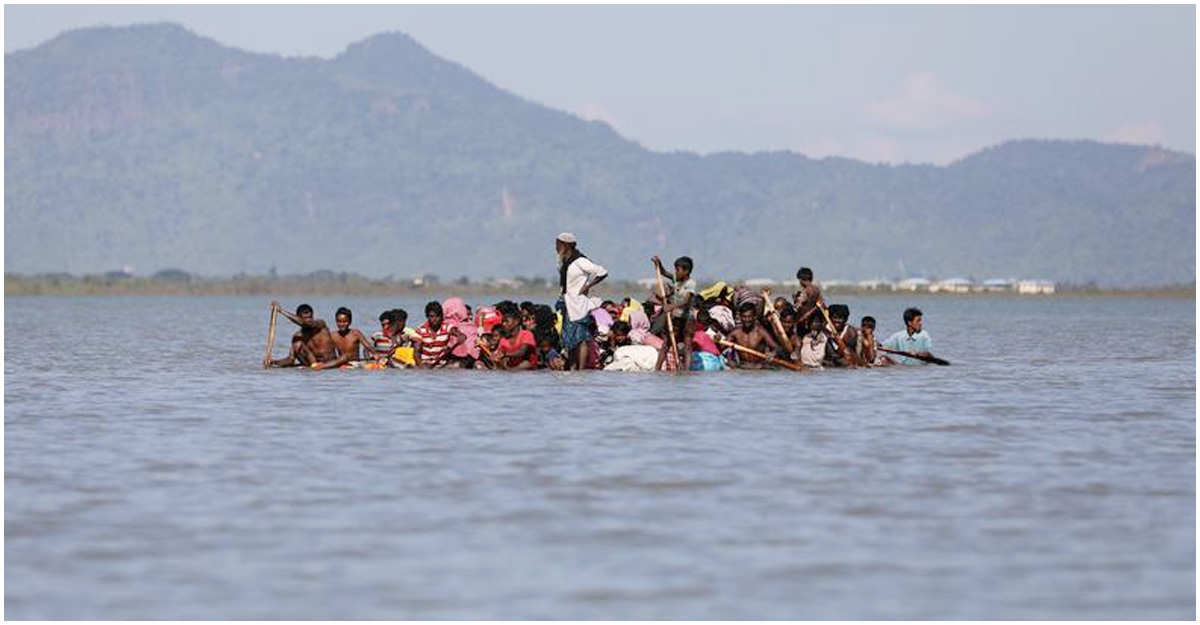 ভেঙে গেছে নৌকা, ইন্দোনেশীয় উপকূলে ভাসছে রোহিঙ্গারা