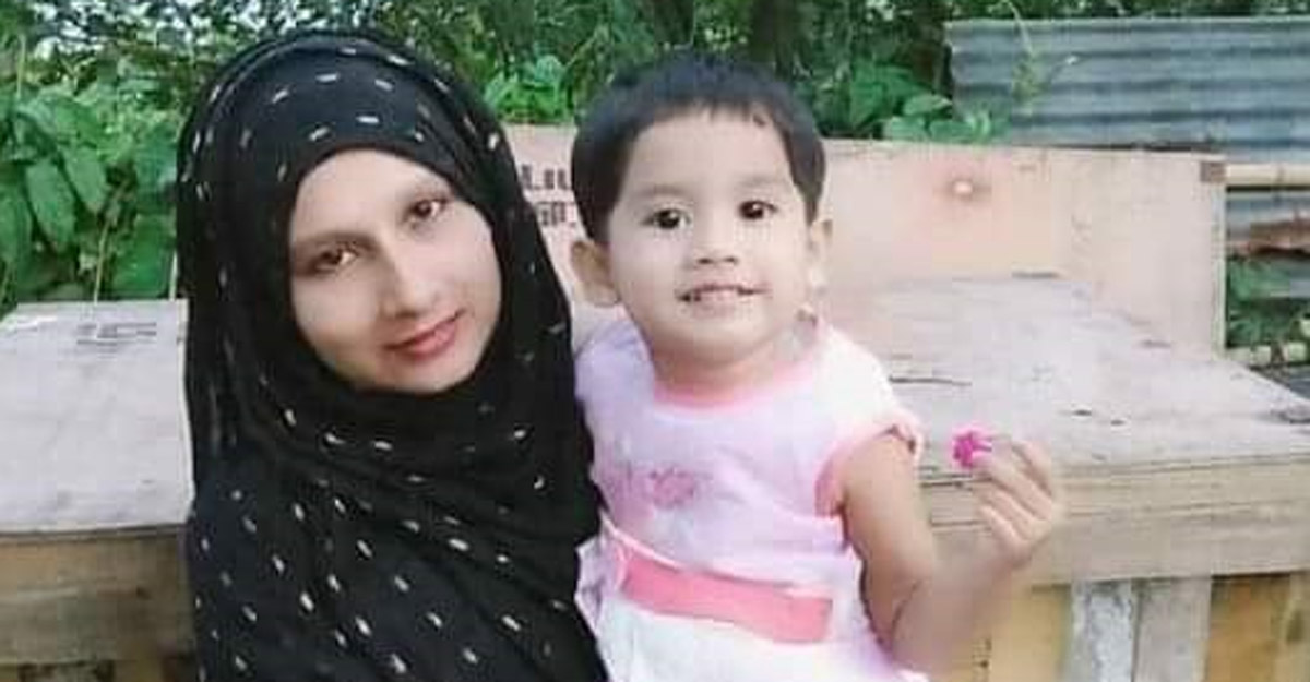 বাঁচতে চান শেকৃবি শিক্ষার্থী মারিয়া