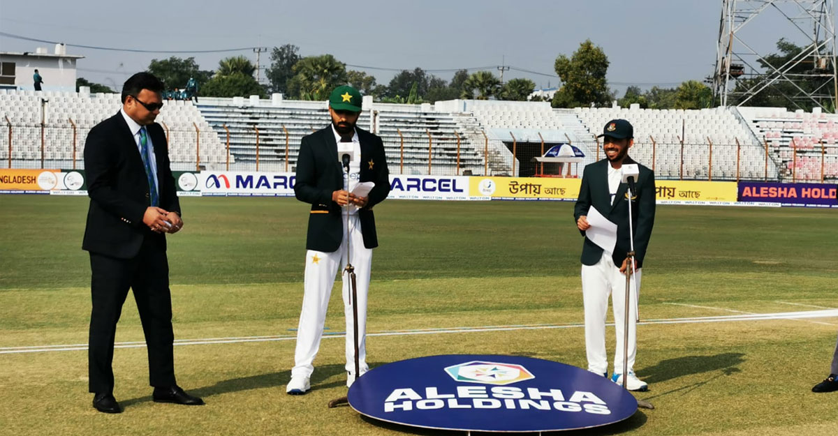 টস জিতে ব্যাটিংয়ে বাংলাদেশ