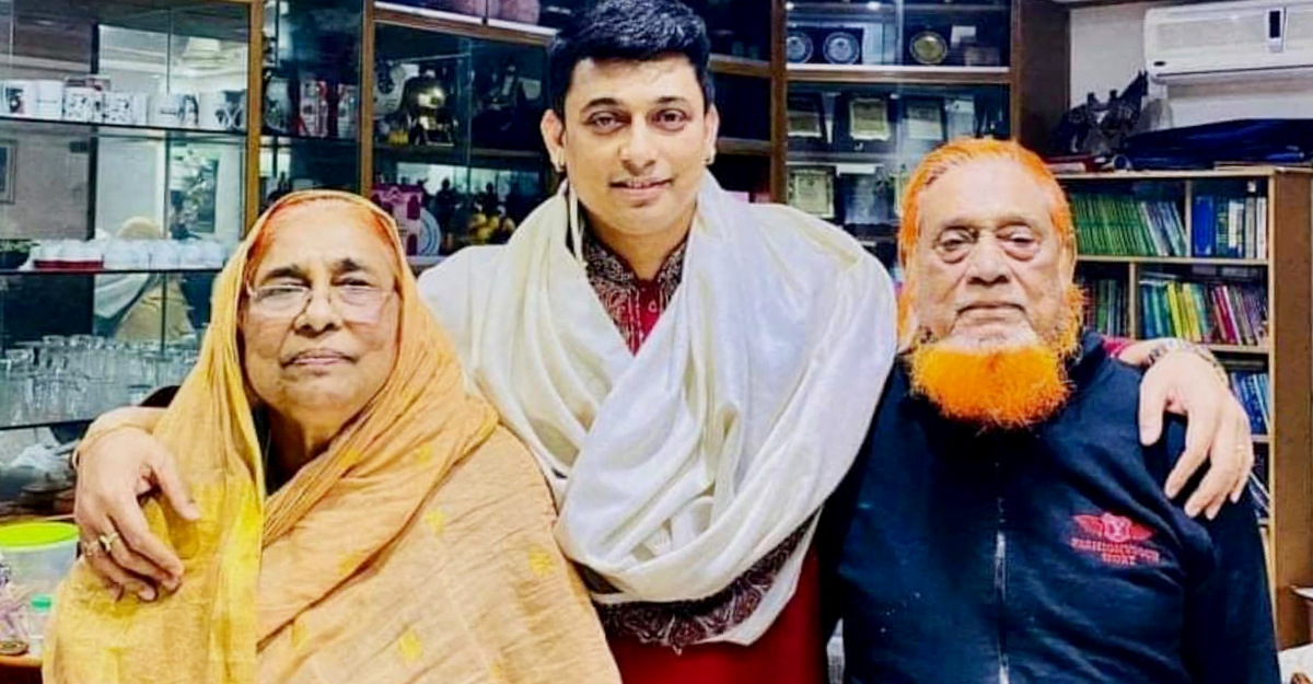 বাবার পর মাকেও হারালেন নায়ক জায়েদ খান