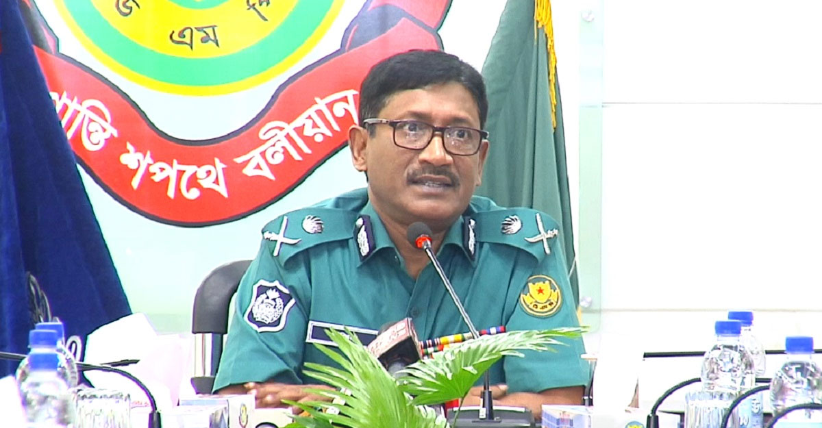 ছাত্রদের সঙ্গে পুলিশের আচরণ নমনীয় হবে : ডিএমপি কমিশনার