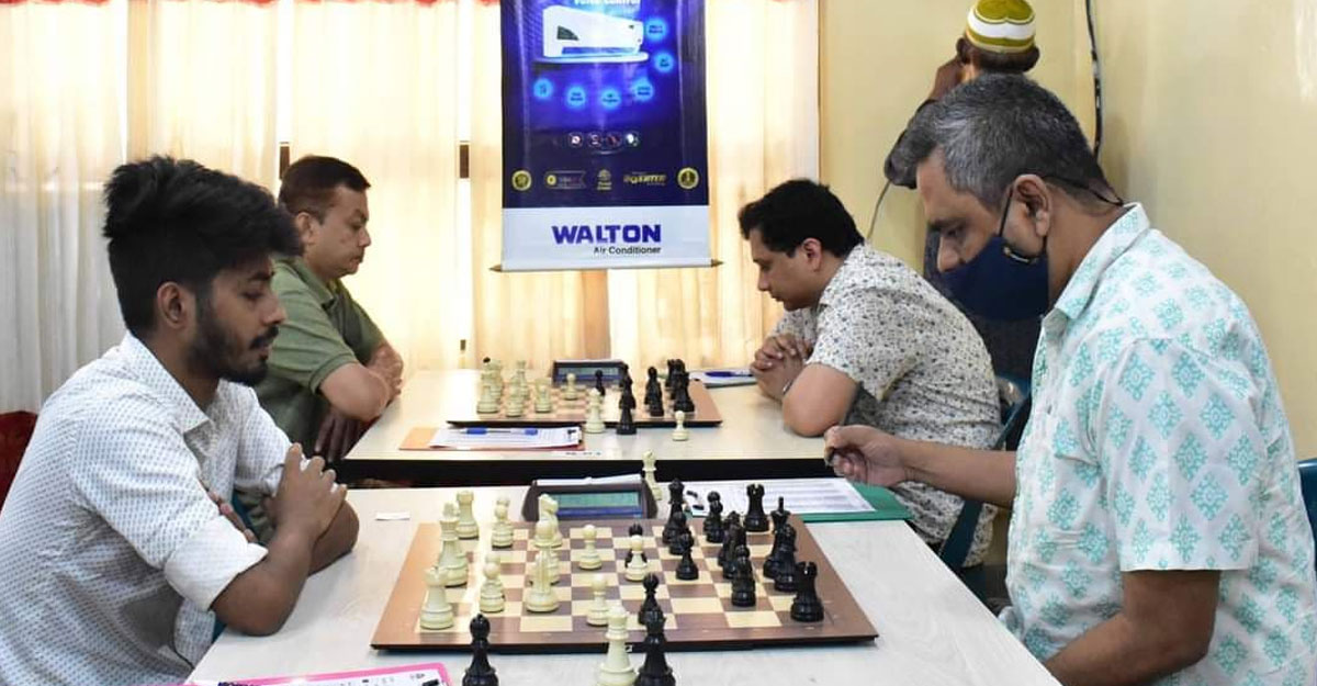 শীর্ষে জিয়া ও রাজীব