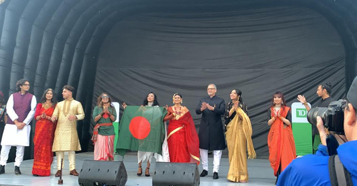 কানাডায় গ্লোবাল ফেস্টে বাংলাদেশের পতাকা
