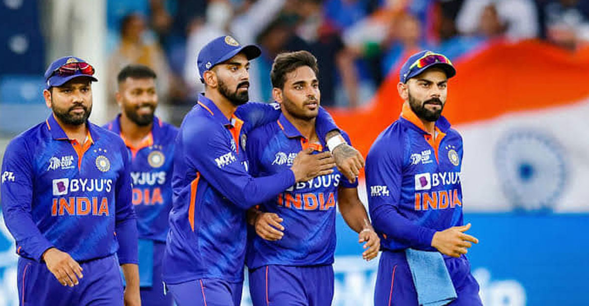 হংকংকে উড়িয়ে শেষ চারে ভারত