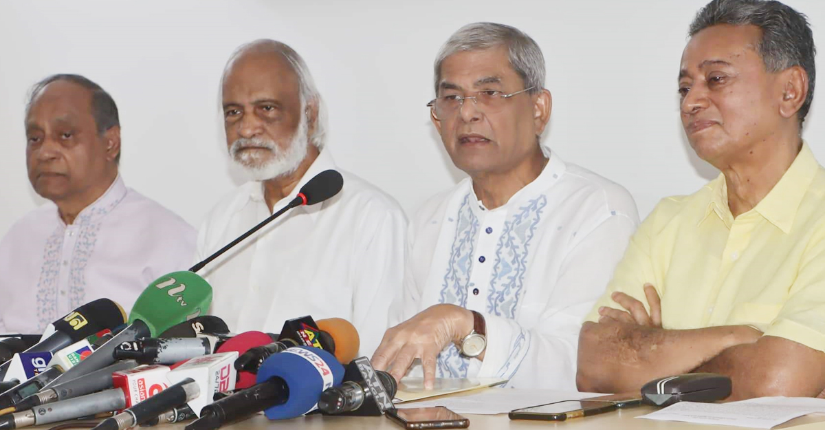 শর্ত সাপেক্ষে বেনজীর আহমেদের ভিসা পাওয়া অবমাননাকর