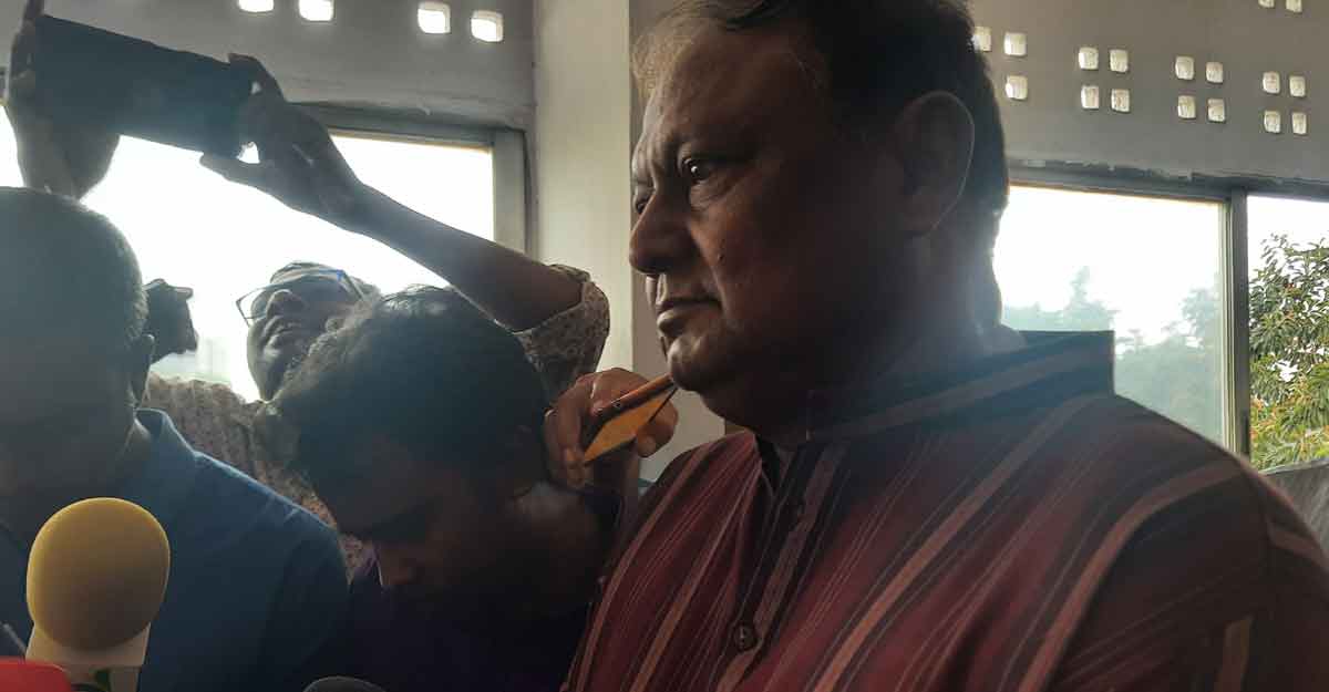 খাদ্য আমদানির ক্ষেত্রে কোনো বাধা নেই : বাণিজ্যমন্ত্রী