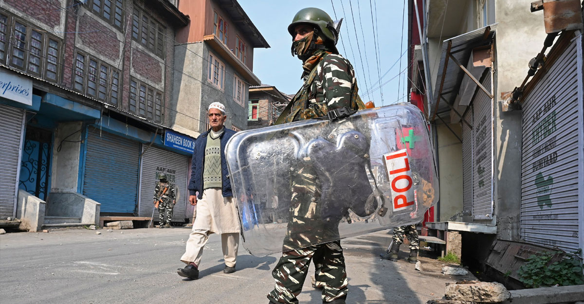 কাশ্মির নিয়ে অপপ্রচার চালাচ্ছে পাকিস্তান, দাবি ভারতীয় ওয়েবসাইটের