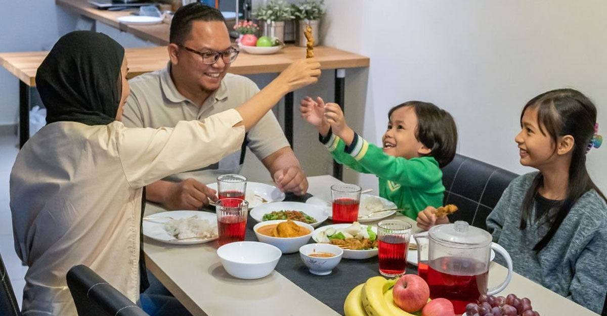 হালাল খাবার গ্রহণে কোরআনের নির্দেশনা