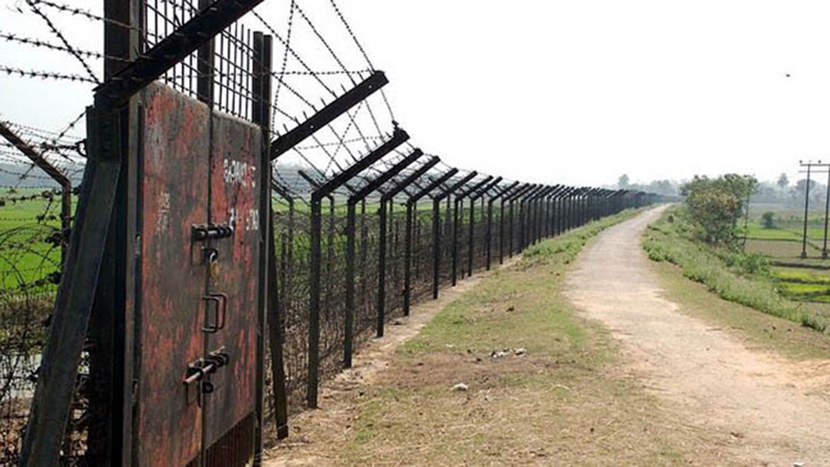 সীমান্ত দিয়ে ভারতে সার পাচার, বিজিবির ওপর পাচারকারীদের হামলা
