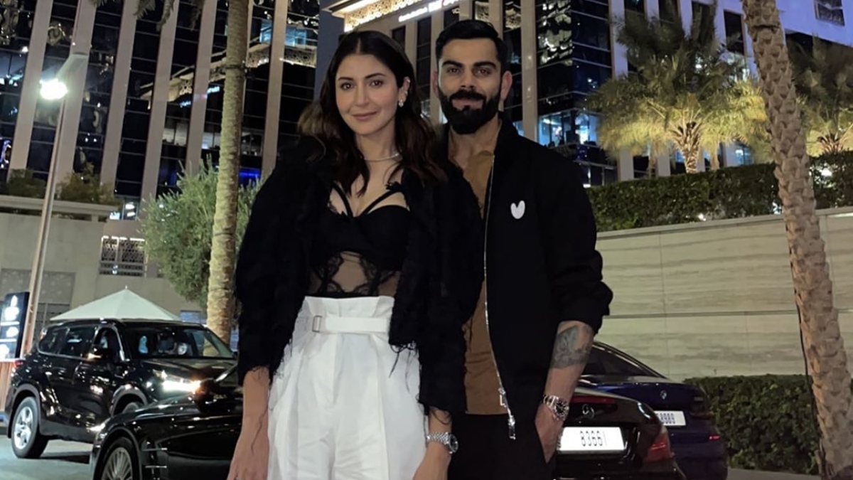 মরুর বুকে বছরের শেষদিনে বিরাট-আনুশকা