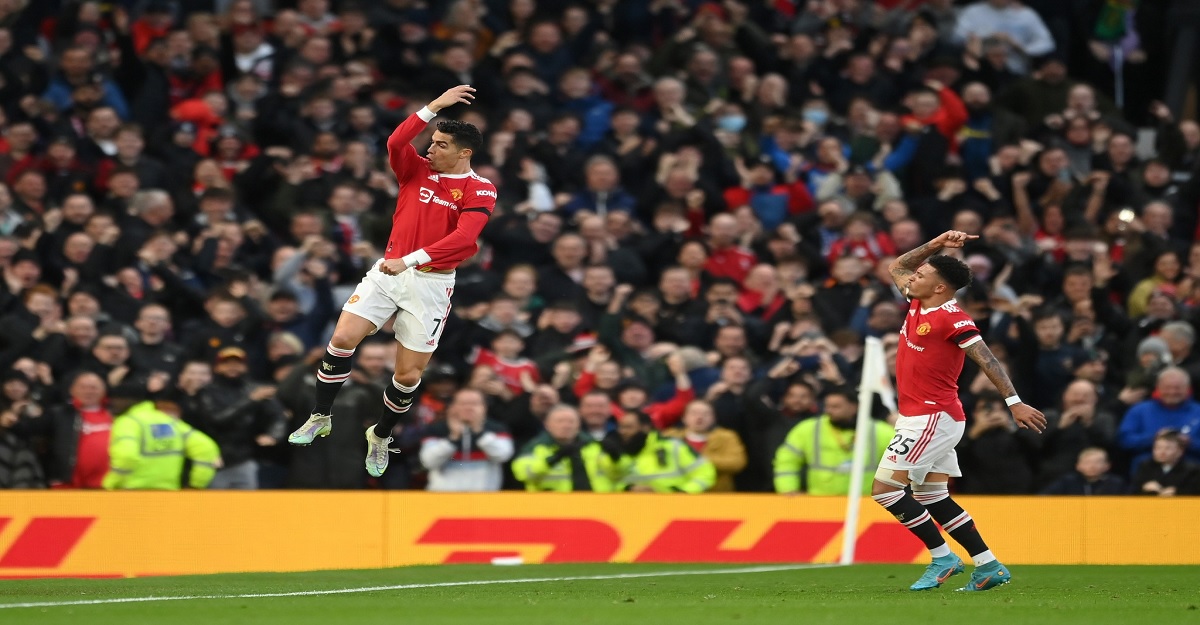 Ronaldo hat-trick sets all-time scoring record as Utd beat Spurs