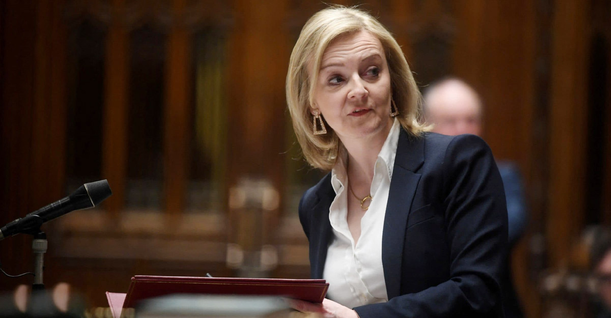 ইউক্রেন ইস্যুতে এবার নিষেধাজ্ঞার কবলে বেলারুশ