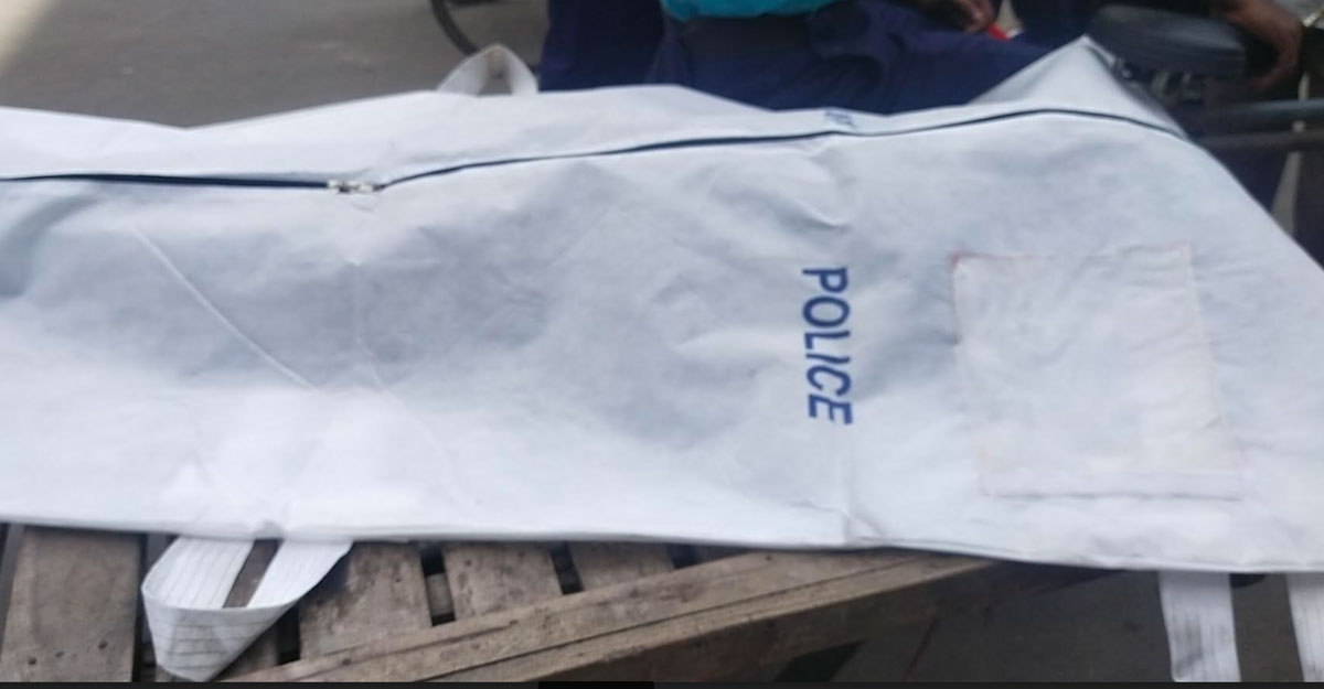 শাহবাগে অজ্ঞাত ব্যক্তির মরদেহ উদ্ধার