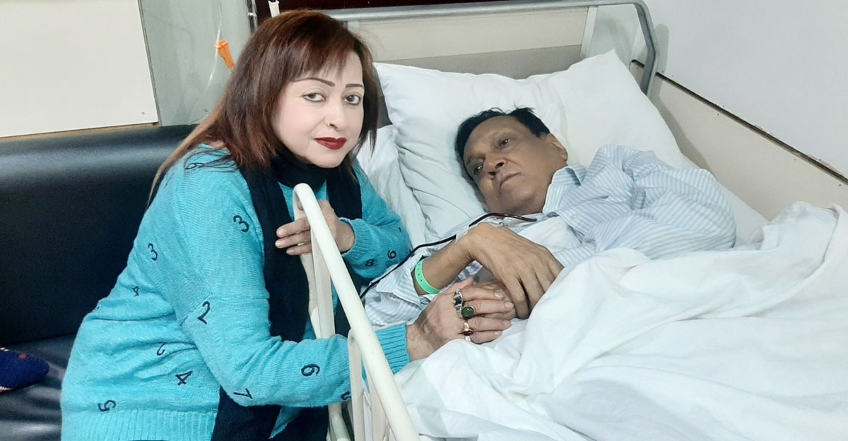 আজিজুর রহমান বুলি অসুস্থ হয়ে হাসপাতালে