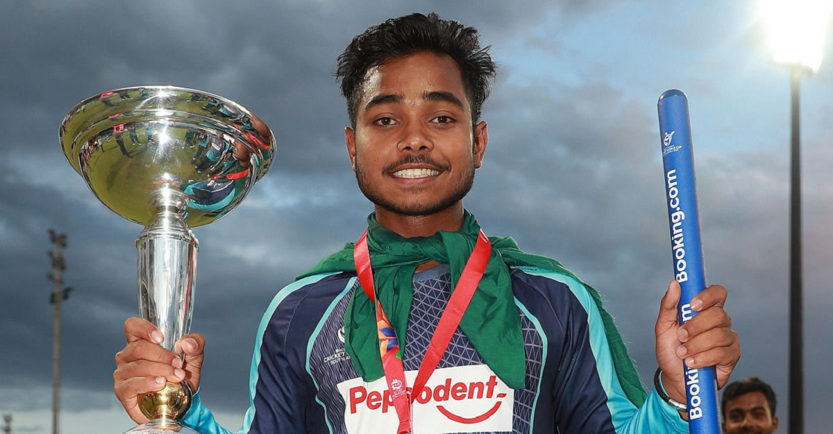 অবশেষে বিশ্বকাপজয়ী ইমনের অভিষেক