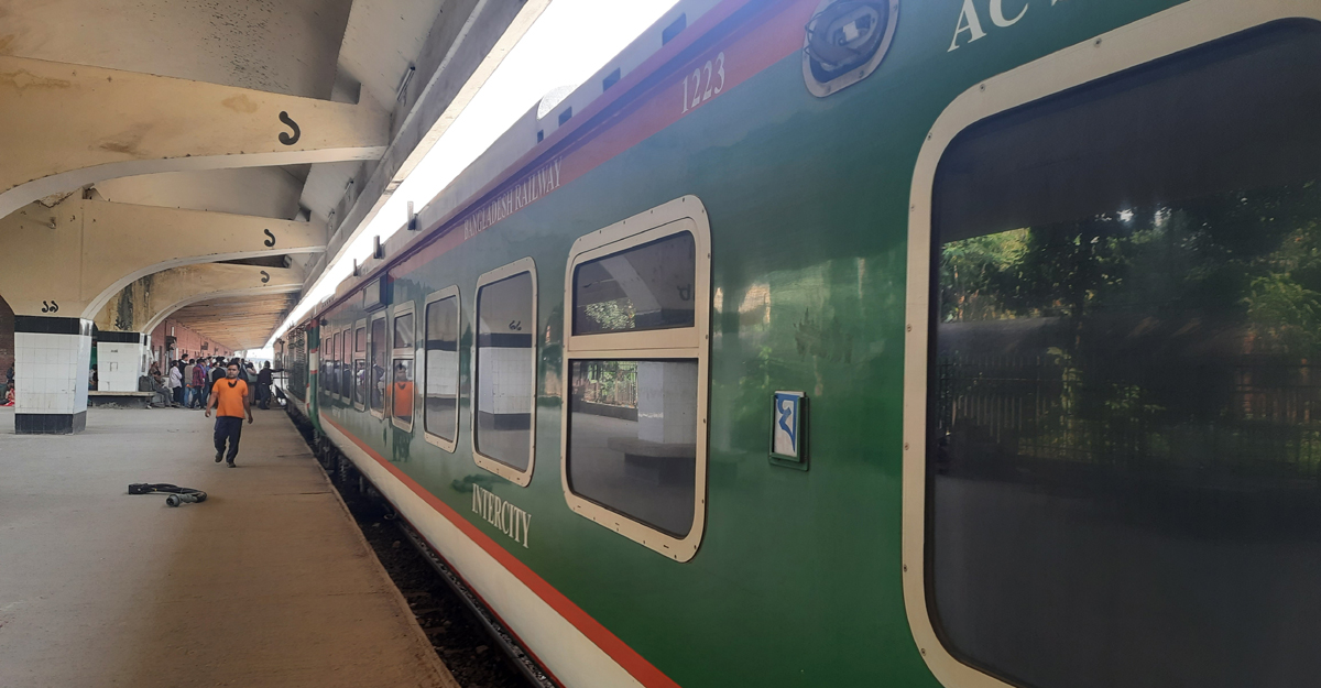 দ্রুতযান ও পঞ্চগড় এক্সপ্রেসের যাত্রা বাতিল